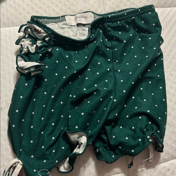 SweetHoney green and white ruffle blooms size 6Y Christmas - Picture 1 of 4